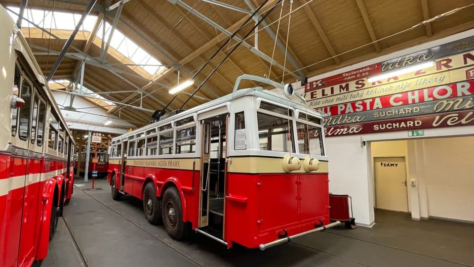 El histórico trolebús Praga TOT | Foto: Vojtěch Tomášek, Český rozhlas El histórico trolebús Praga TOT | Foto: Vojtěch Tomášek, Český rozhlas