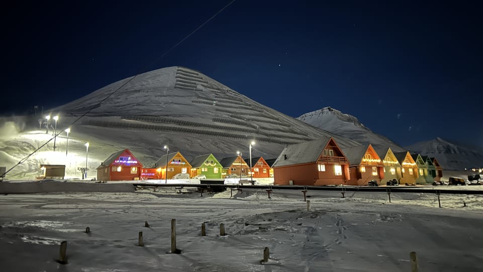 Casas de colores en la capital de Svalbard | Foto: Juan Pablo Bertazza,  Radio Prague International
