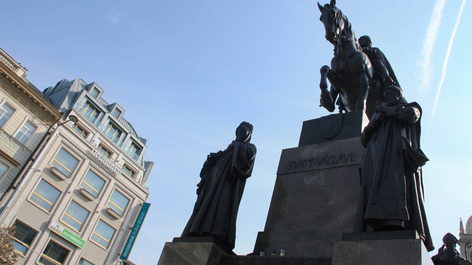 Monumento a san Venceslao en la plaza Venceslao de Josef Václav Myslbek | Foto: Barbora Němcová, Radio Prague International Monumento a san Venceslao en la plaza Venceslao de Josef Václav Myslbek | Foto: Barbora Němcová, Radio Prague International