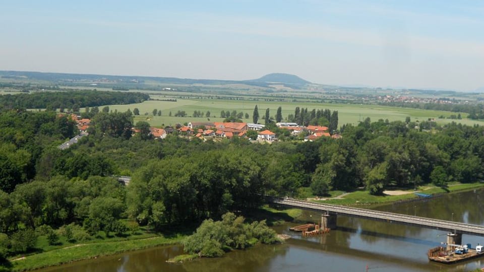 Vista a la montaña de Říp y el río Elba,  foto: Magdalena Kašubová