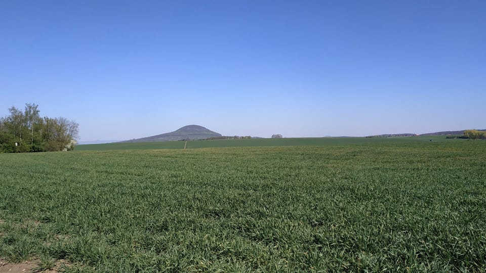 Říp, foto: Bohumil Šimčík Říp, foto: Bohumil Šimčík