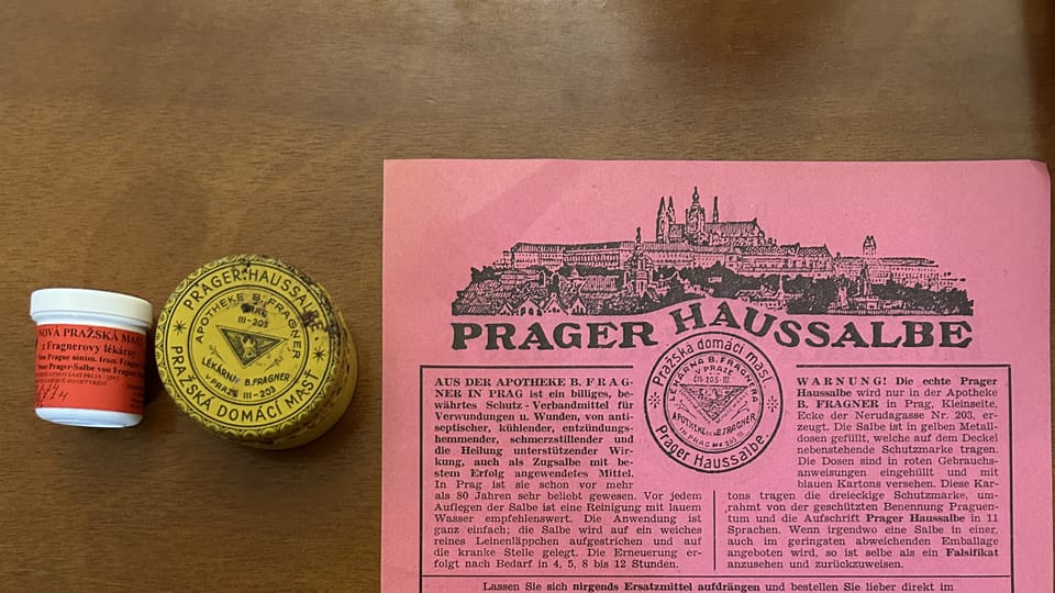 El mágico ungüento de Praga,  versión antigua y versión moderna  | Foto: Juan Pablo Bertazza,  Radio Prague International