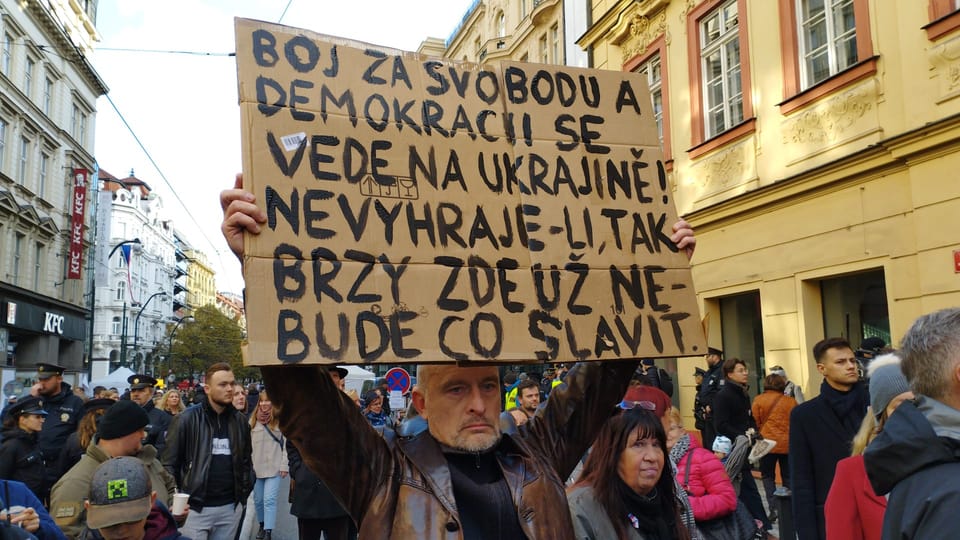 El 17 de noviembre de 2023 en las calles de Praga | Foto: Igor Budykin, Radio Prague International El 17 de noviembre de 2023 en las calles de Praga | Foto: Igor Budykin, Radio Prague International
