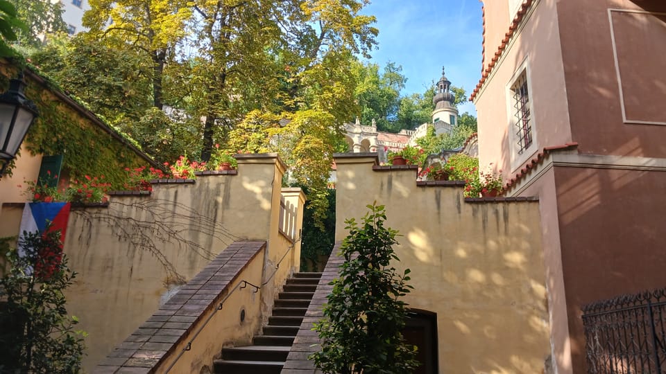 Entrada a los jardines del Castillo de Praga | Foto: Lenka Žižková, Radio Prague International Entrada a los jardines del Castillo de Praga | Foto: Lenka Žižková, Radio Prague International