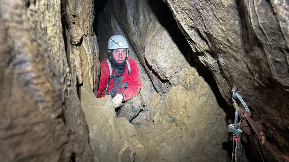 El rescate de un espeleólogo en la cueva de Svážná studna | Foto: HZS ČR