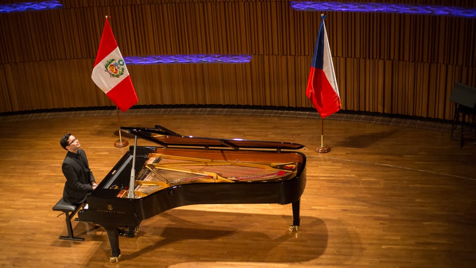 Gonzalo Aguilar,  foto: Embajada de Perú