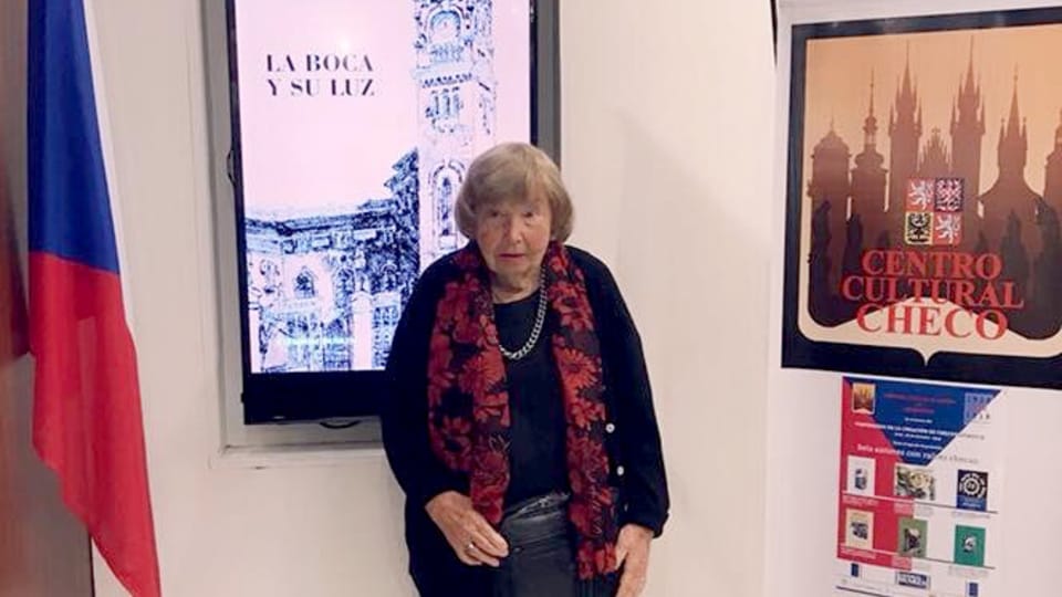 En la Feria del Libro de Buenos Aires presentando uno de sus libros en el año 2018 | Foto: archivo personal