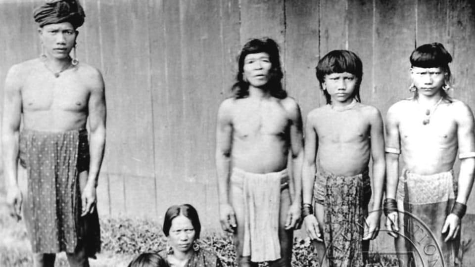 Borneo,   foto: E.S.Vráz,  de la colección del Museo Náprstek de Praga