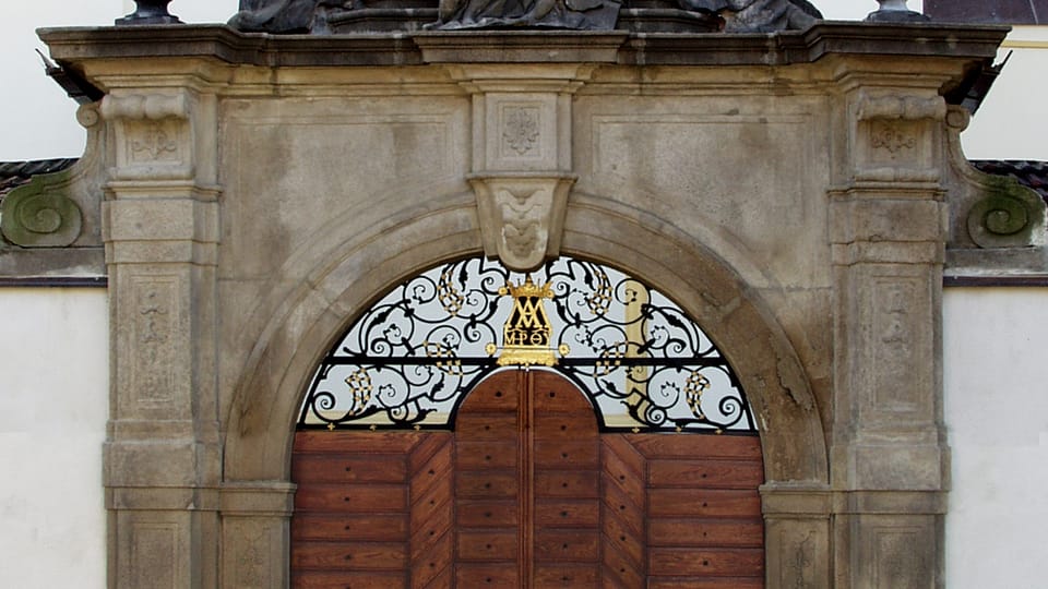 Puerta de la Iglesia de San Francisco de Asís