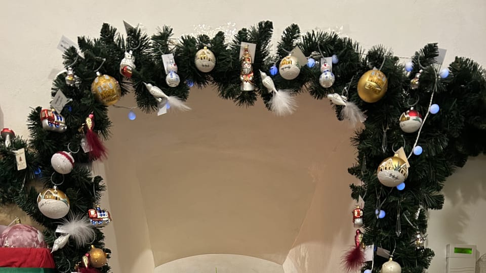 Un negocio dedicado a la Navidad | Foto: Juan Pablo Bertazza, Radio Prague International Un negocio dedicado a la Navidad | Foto: Juan Pablo Bertazza, Radio Prague International