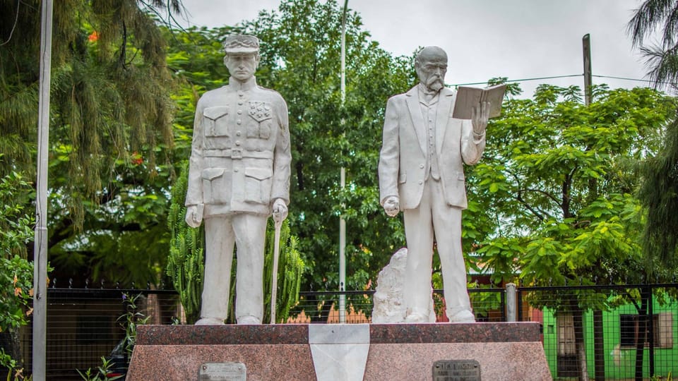 Estatuas de Milan Rastilav Štefánik y Tomáš Garrigue Masaryk | Foto: archivo de Dominika Gawliczková