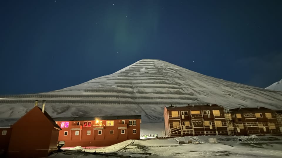 Los colores fascinantes del cielo de Svalbard | Foto: Juan Pablo Bertazza,  Radio Prague International