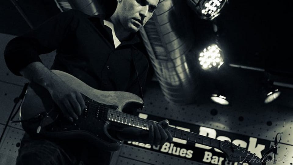Jiří Šimek, foto: J. Haláček, presentación oficial de la banda MUFF Jiří Šimek, foto: J. Haláček, presentación oficial de la banda MUFF