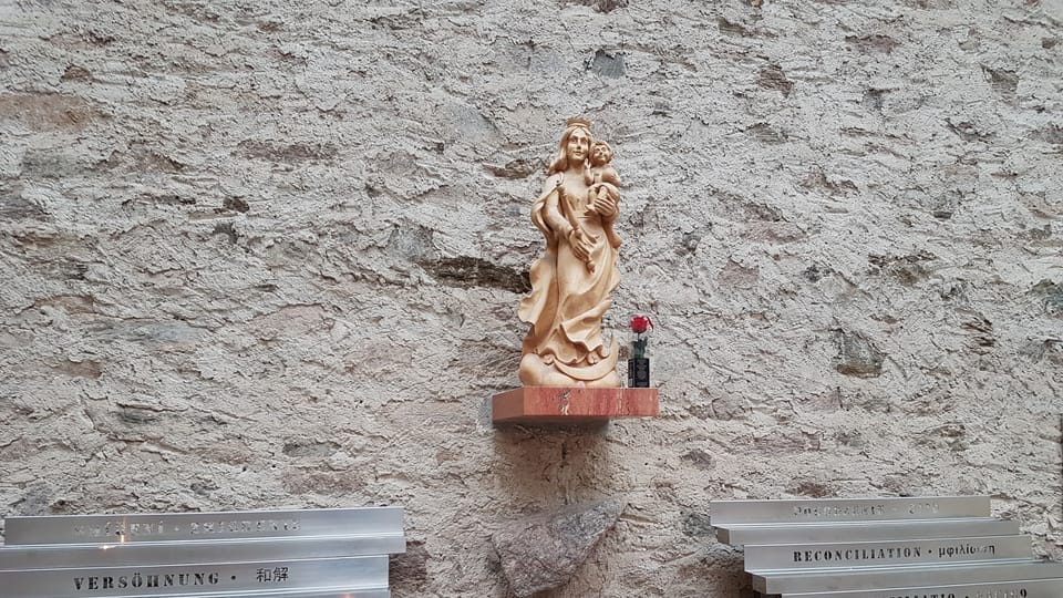 Estatua de Virgen María, foto: Zdeňka Kuchyňová Estatua de Virgen María, foto: Zdeňka Kuchyňová