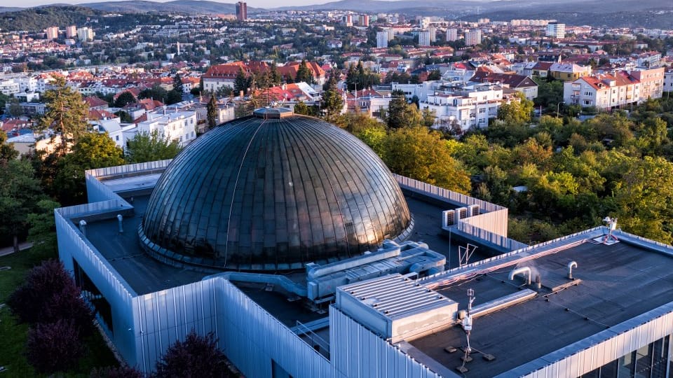 Foto: El Planetario de Brno, CC BY-SA 3.0 cz Foto: El Planetario de Brno, CC BY-SA 3.0 cz