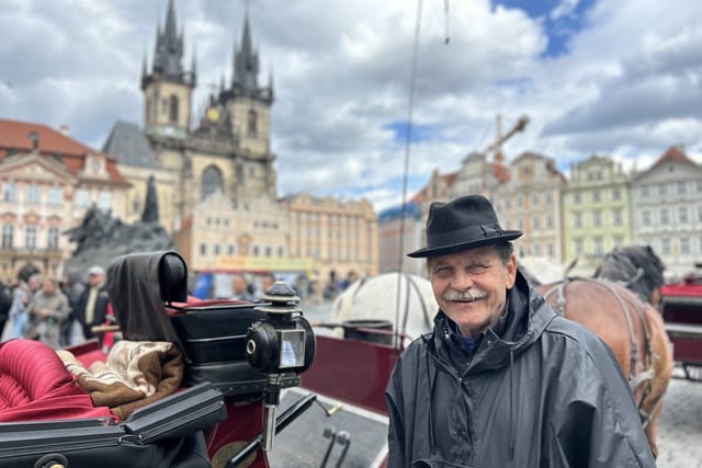 Miroslav Exel con su carro | Foto:  Juan Pablo Bertazza,  Radio Prague International