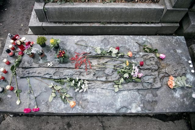 La tumba de Jan Palach en el cementerio de Olšany en Praga | Foto: Michaela Danelová,  iROZHLAS.cz