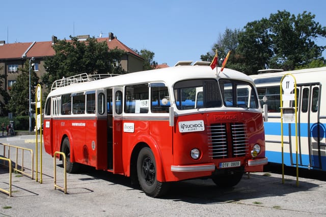 Autobús Škoda 706 RO | Foto: Leotard,  Wikimedia Commons,  CC0 1.0 DEED