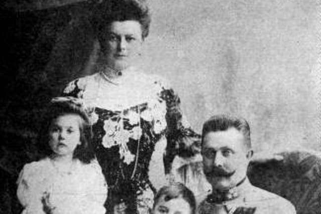 Francisco Fernando d’Este con Sofía y hijos,  foto: Public Domain