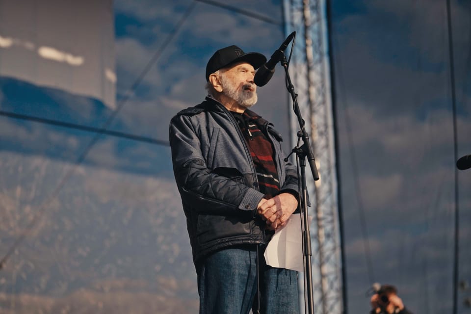 Zdeněk Svěrák en Letná | Foto: Antoan Pepelanov, Radio Prague International Zdeněk Svěrák en Letná | Foto: Antoan Pepelanov, Radio Prague International