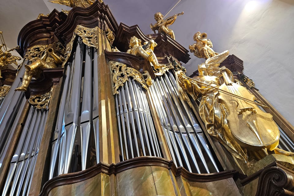 Basílica de San Wenceslao en Stará Boleslav | Foto: Štěpánka Budková, Radio Prague International Basílica de San Wenceslao en Stará Boleslav | Foto: Štěpánka Budková, Radio Prague International