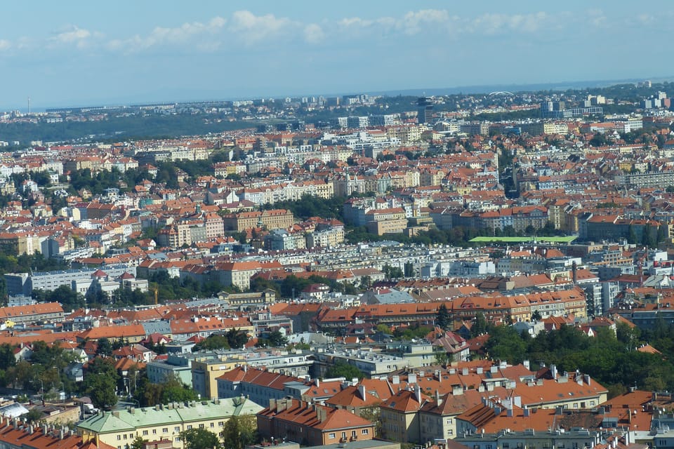 Praga desde las alturas, foto: Klára Stejskalová Praga desde las alturas, foto: Klára Stejskalová