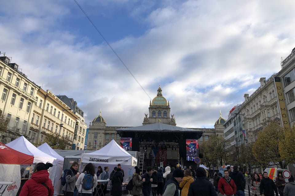 El 17 de noviembre de 2023 en las calles de Praga | Foto:  Barbora Navrátilová,  Radio Prague International