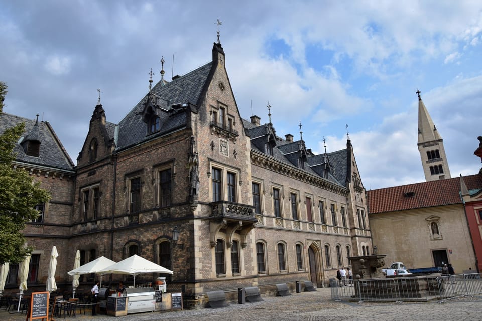 Escultura de san Venceslao en el Nuevo Priorato del Castillo de Praga | Foto: Barbora Němcová, Radio Prague International Escultura de san Venceslao en el Nuevo Priorato del Castillo de Praga | Foto: Barbora Němcová, Radio Prague International