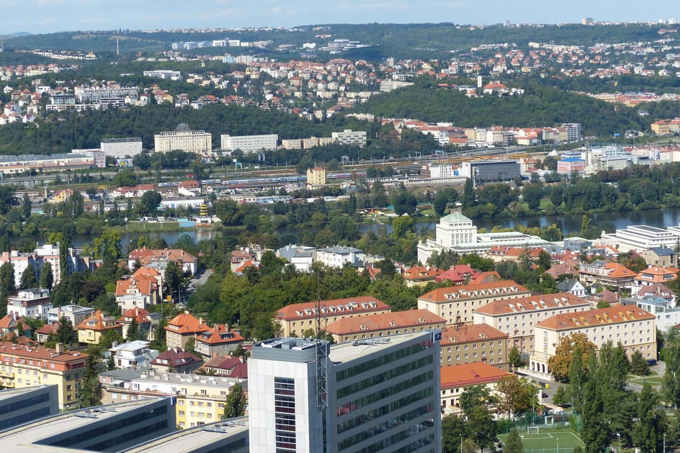 Praga desde las alturas, foto: Klára Stejskalová Praga desde las alturas, foto: Klára Stejskalová