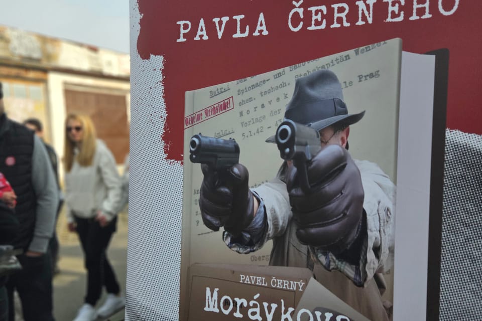 Homenaje a Václav Morávek, héroe de la resistencia y miembro del grupo de los Reyes Magos | Foto: Štěpánka Budková, Radio Prague International Homenaje a Václav Morávek, héroe de la resistencia y miembro del grupo de los Reyes Magos | Foto: Štěpánka Budková, Radio Prague International
