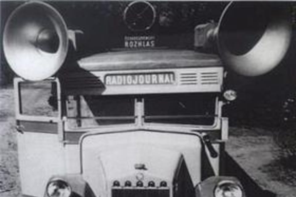 Unidad móvil de la Radiodifusión Checa, del año 1935. | Foto: APF Český rozhlas Unidad móvil de la Radiodifusión Checa, del año 1935. | Foto: APF Český rozhlas