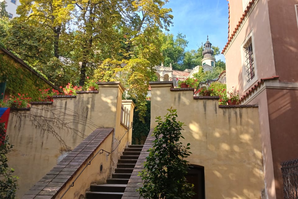 Entrada a los jardines del Castillo de Praga | Foto: Lenka Žižková, Radio Prague International Entrada a los jardines del Castillo de Praga | Foto: Lenka Žižková, Radio Prague International