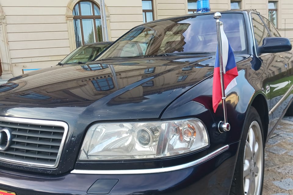 Audi A8 del presidente Václav Klaus | Foto: Lenka Žižková,  Radio Prague International