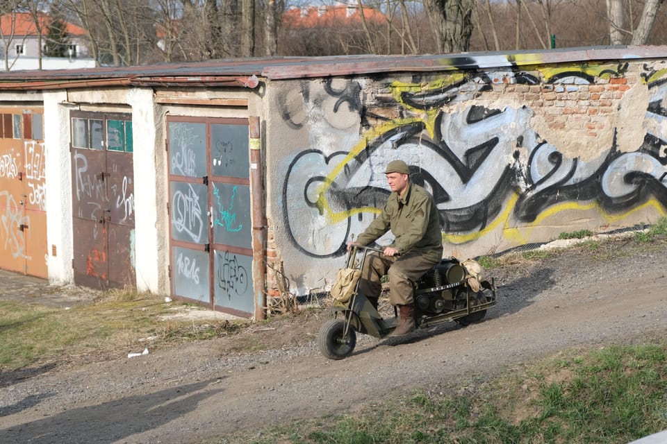 Vehículos militares de la época | Foto: Bohumil Šimčík, Radio Prague International Vehículos militares de la época | Foto: Bohumil Šimčík, Radio Prague International