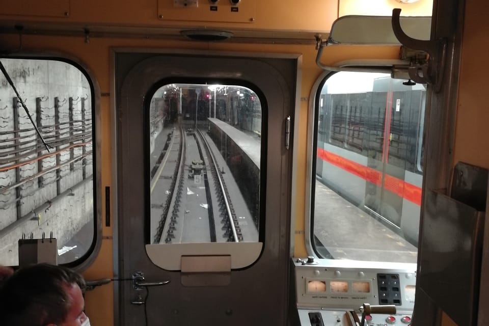 El viaje por metro histórico | Foto: Štěpánka Budková, Radio Prague International El viaje por metro histórico | Foto: Štěpánka Budková, Radio Prague International