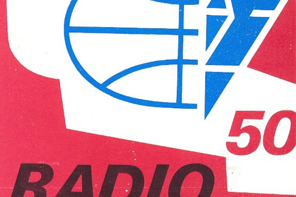 Tarjeta QSL 1986 | Foto: APF Český rozhlas Tarjeta QSL 1986 | Foto: APF Český rozhlas