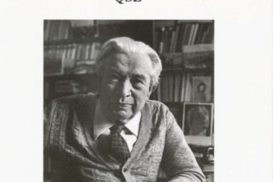 Jaroslav Seifert  (1901-1986) Uno de los principales representantes de la poesía vanguardista de entreguerras,  sobre todo del poetismo. Entre sus recopilaciones más conocidas se encuentran ‘En las Olas TSF’,  ‘El Yelmo de Tierra’ y ‘El Cometa Halley’.  | Foto: Milan Tvrdý