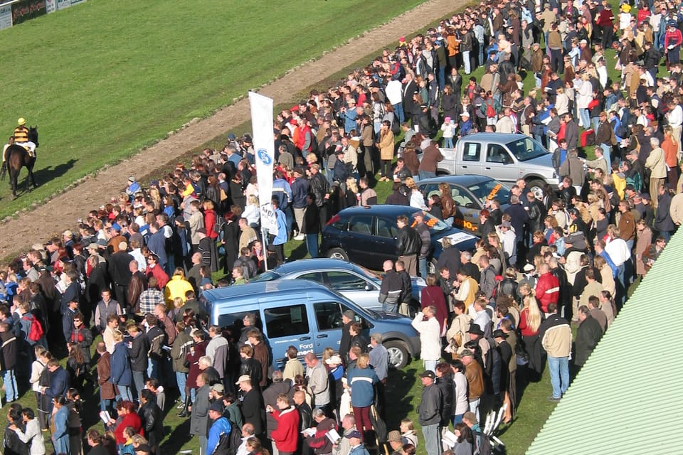 Gran Steeplechase cross-country de Pardubice, foto: autora Gran Steeplechase cross-country de Pardubice, foto: autora