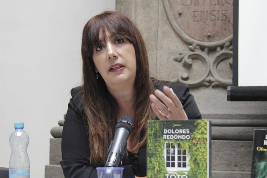 Dolores Redondo desvela la razón por la que Sant Jordi es una de las citas  más especiales para un autor